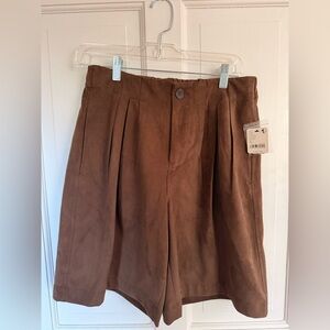NWT We The Free Straight on Vegan Suede Shorts Size XS